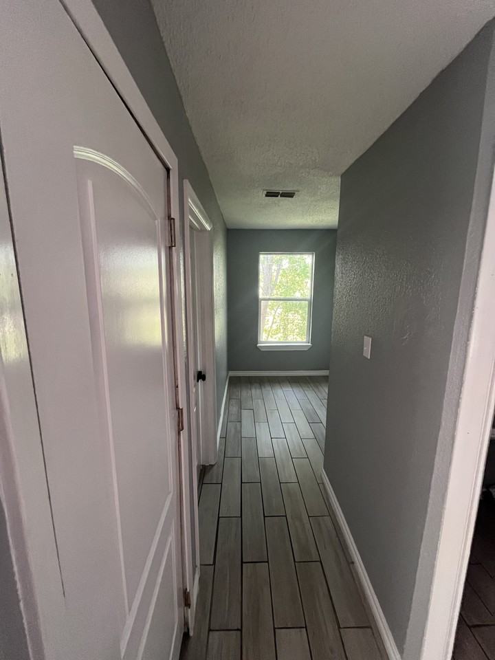 536 South 54th Street - Photo 6 of 18