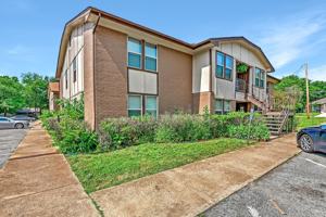 featured image of 206 N Eubanks