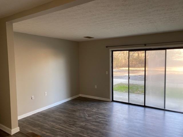 Ash Avenue Northeast - Photo 4 of 12