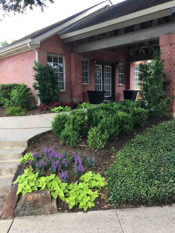 Oaks of League City - Photo 2 of 2