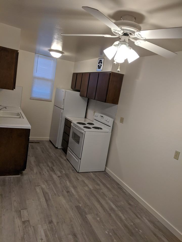 6 Plex - Photo 3 of 15