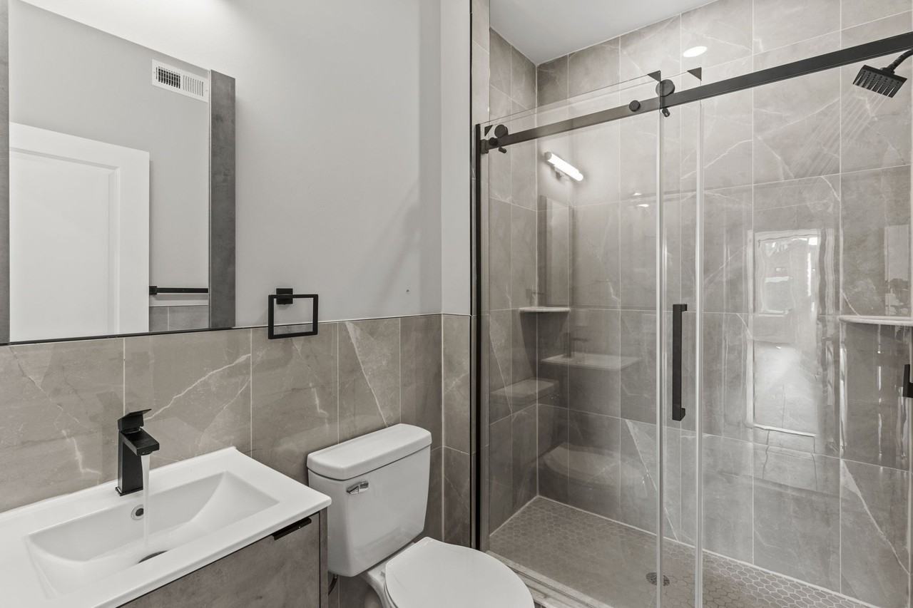 2626 Trenton Avenue - Photo 7 of 50