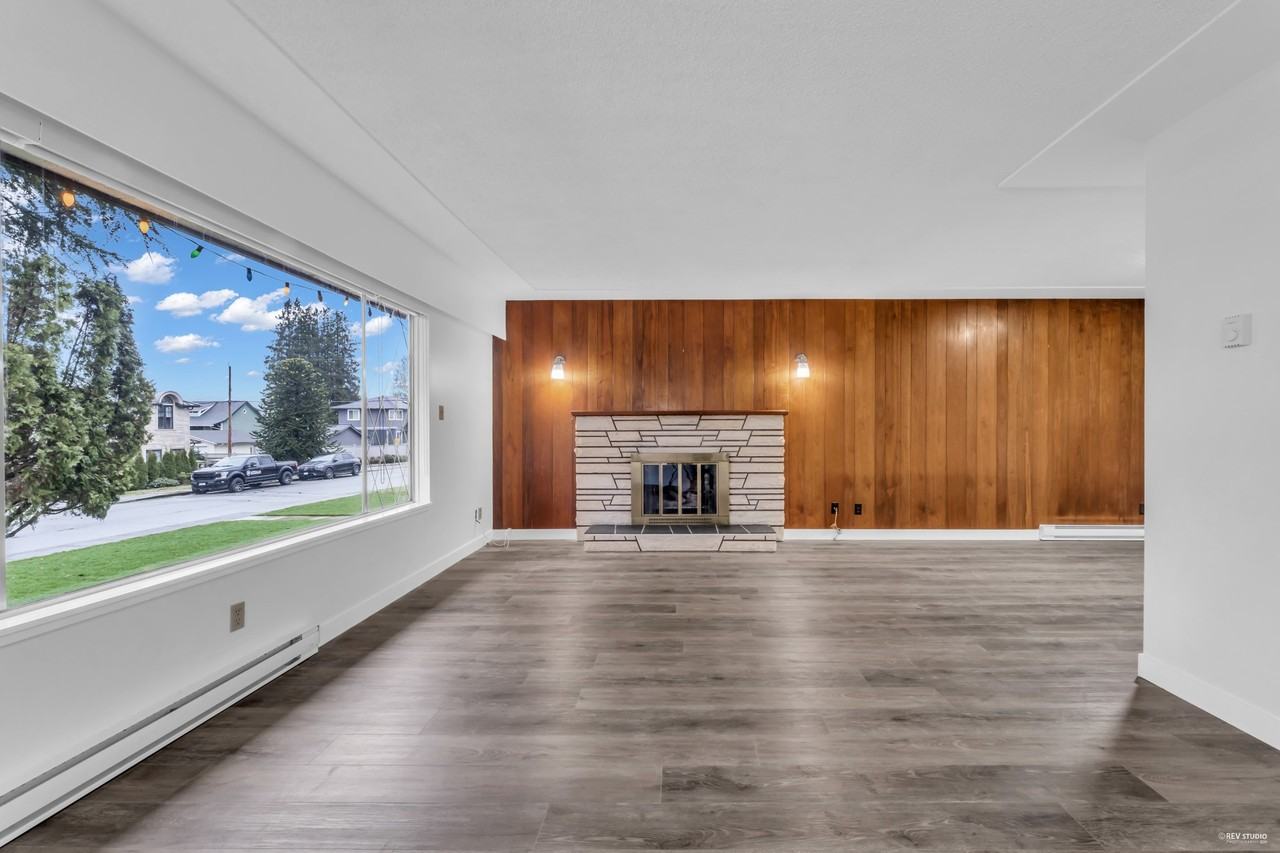 726 16th Street - Photo 2 of 41