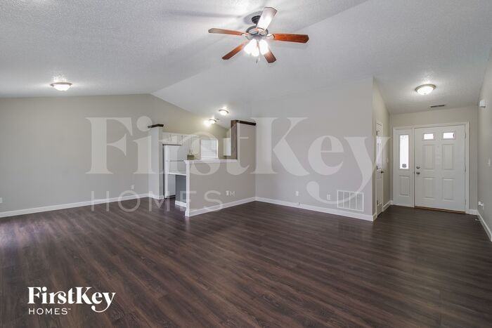 7655 Hidden Valley Ln - Photo 3 of 15