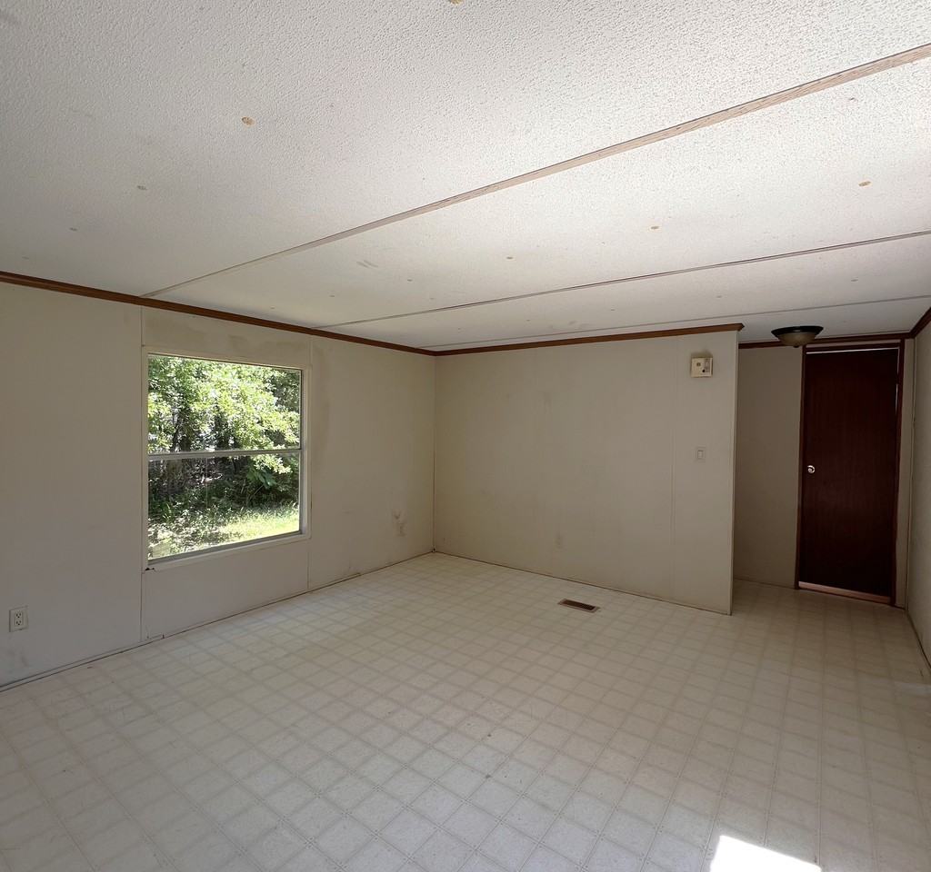 1485 Holly Grove Rd #NA - Photo 2 of 18