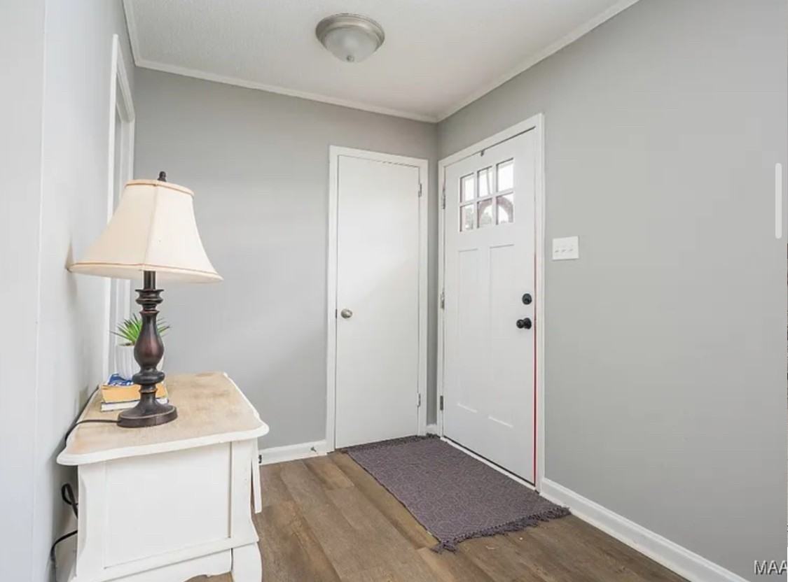 725 Queensbury Dr #NA - Photo 2 of 14