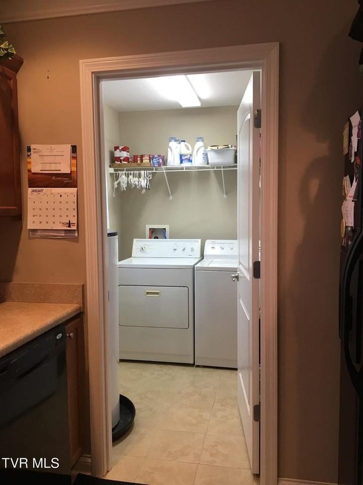 1594 Old Stagecoach Rd #NA - Photo 5 of 20