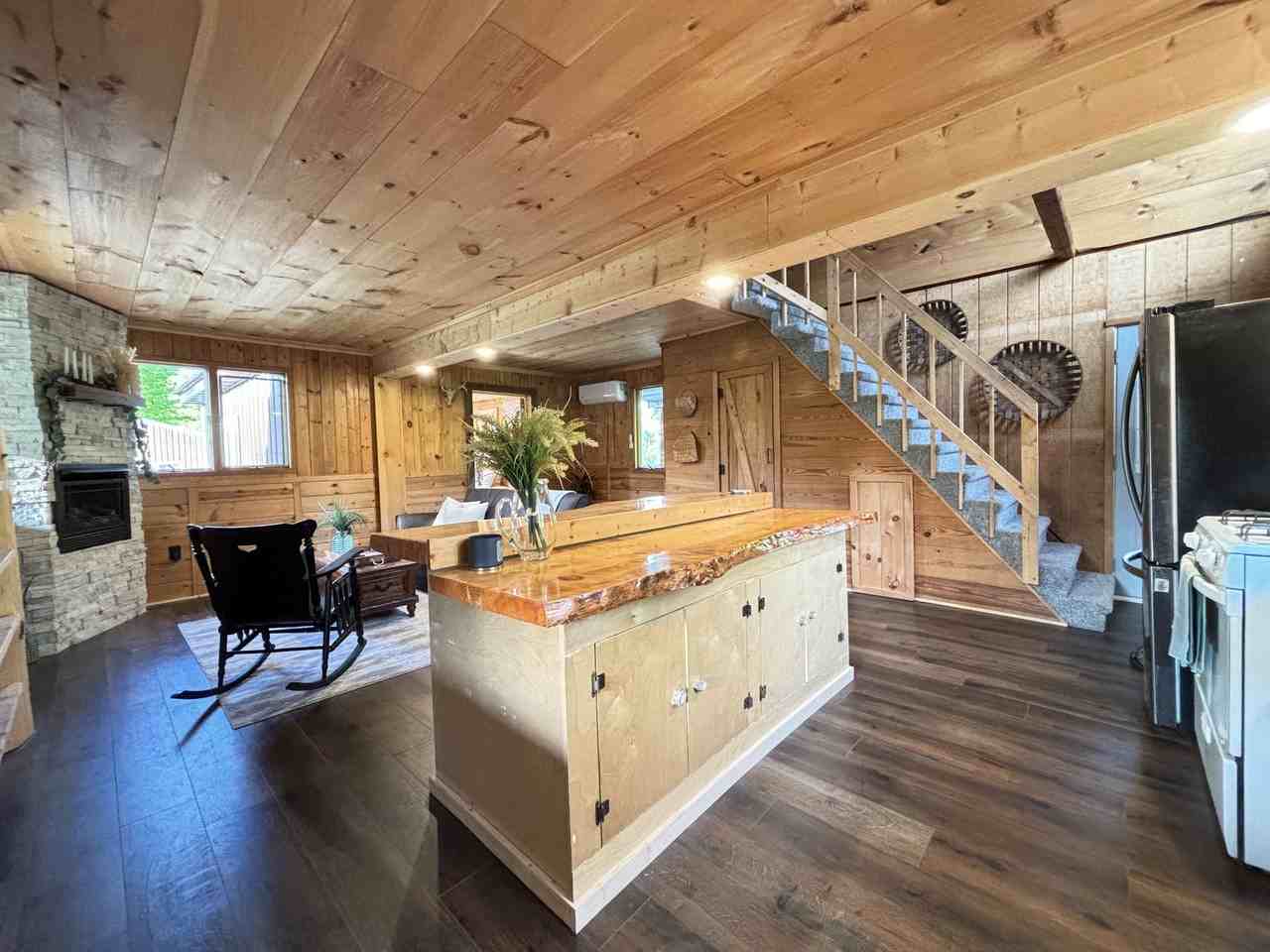 17549 Milnichol Rd #NA - Photo 5 of 19