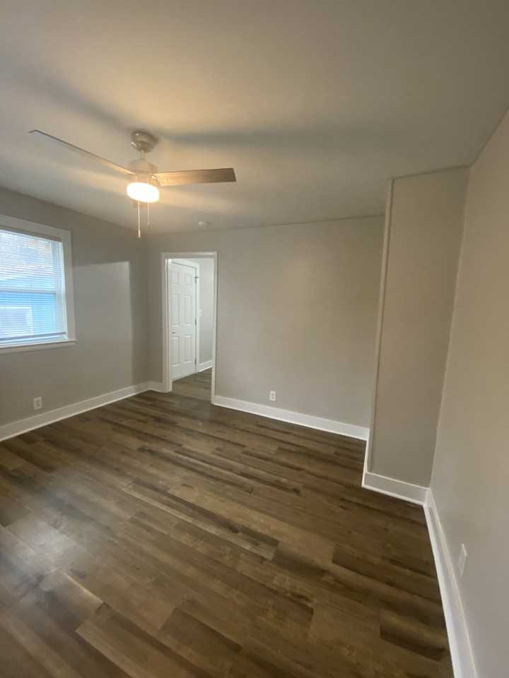 3130 Ridge Ave #3130 - Photo 5 of 12