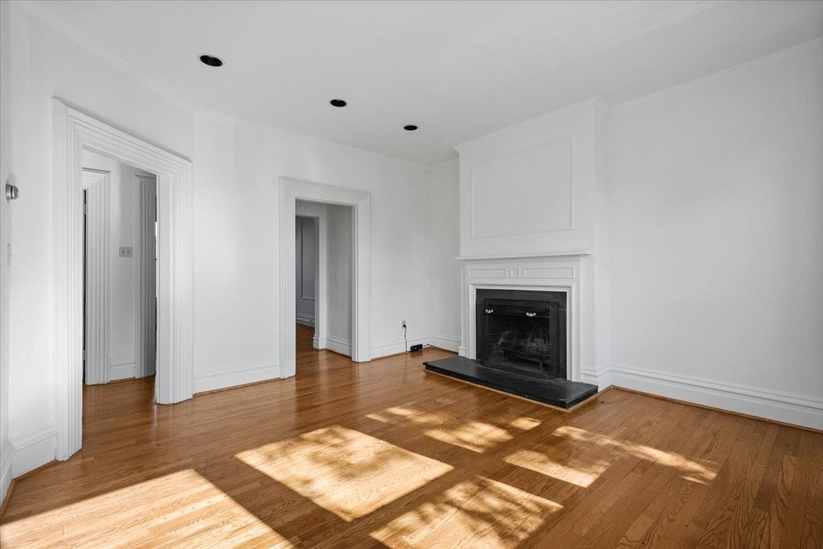 274 Shady Ave #A - Photo 2 of 27