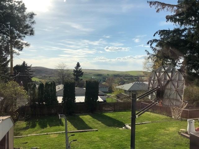 825 Nw Fisk St #NA - Photo 2 of 10