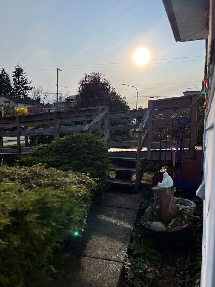 3723 Linwood Street - Photo 3 of 5