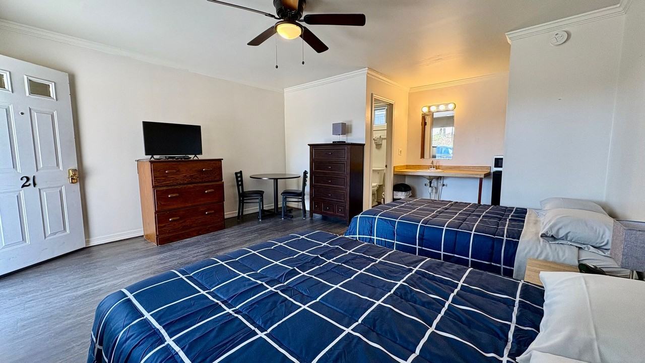 Mountain View Motel - Photo 4 of 20