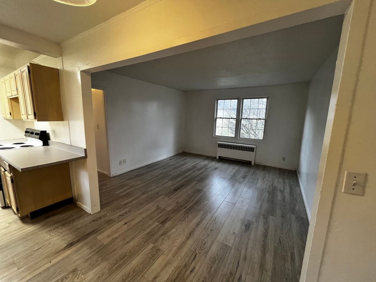 Chestnut Hills Apartments! - Photo 3 of 6