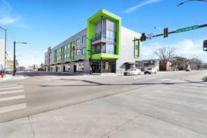 featured image of 1331 Laramie St