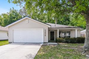 featured image of 13434 Ashford Wood Ct E