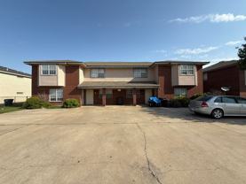 3003 Cantabrian Dr #B - Photo 1 of 1
