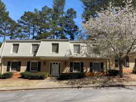 featured image of 113 Georgetown Cir