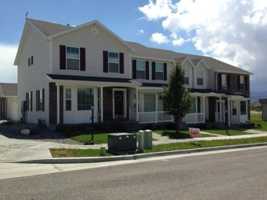 featured image of 820 N Geneva Rd