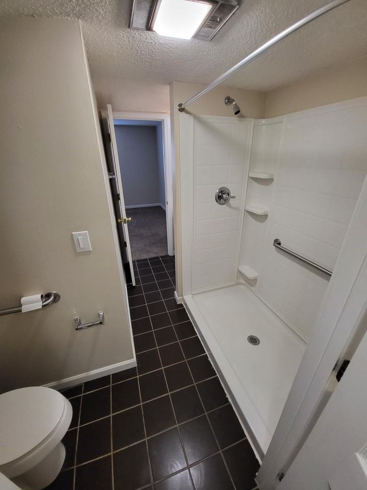 Birchwood Apartments - Photo 3 of 7