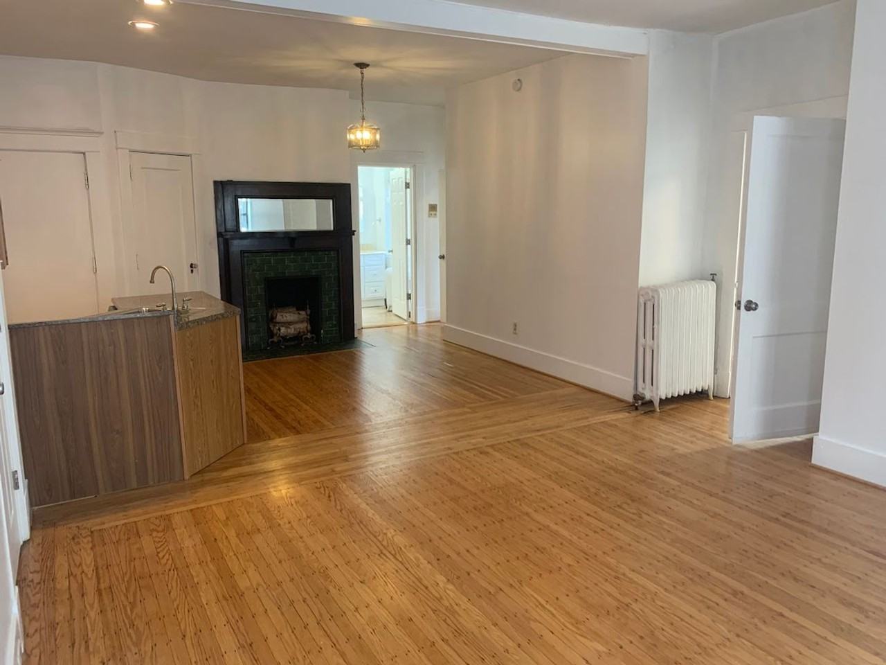 706-708 Summerlea Street - Photo 4 of 50