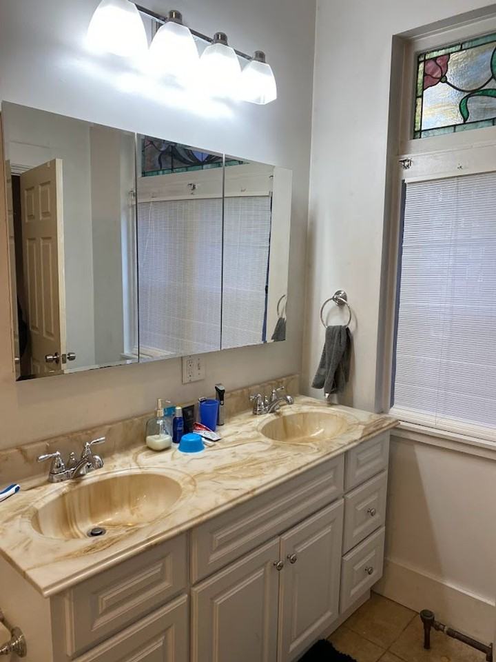 706-708 Summerlea Street - Photo 5 of 50