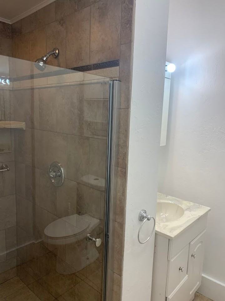 706-708 Summerlea Street - Photo 7 of 50
