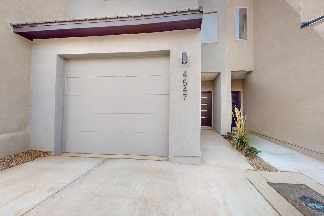 4547 Villa Loma Ln Ne - Photo 2 of 39