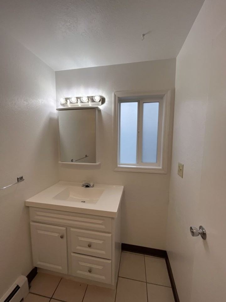 Grove Apartments - Photo 7 of 15