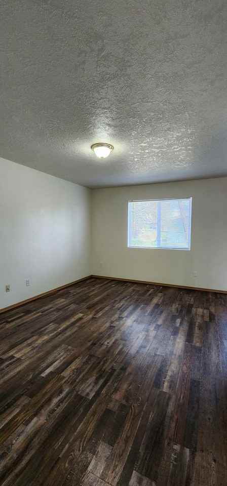 458-A Street Complex - Photo 6 of 44