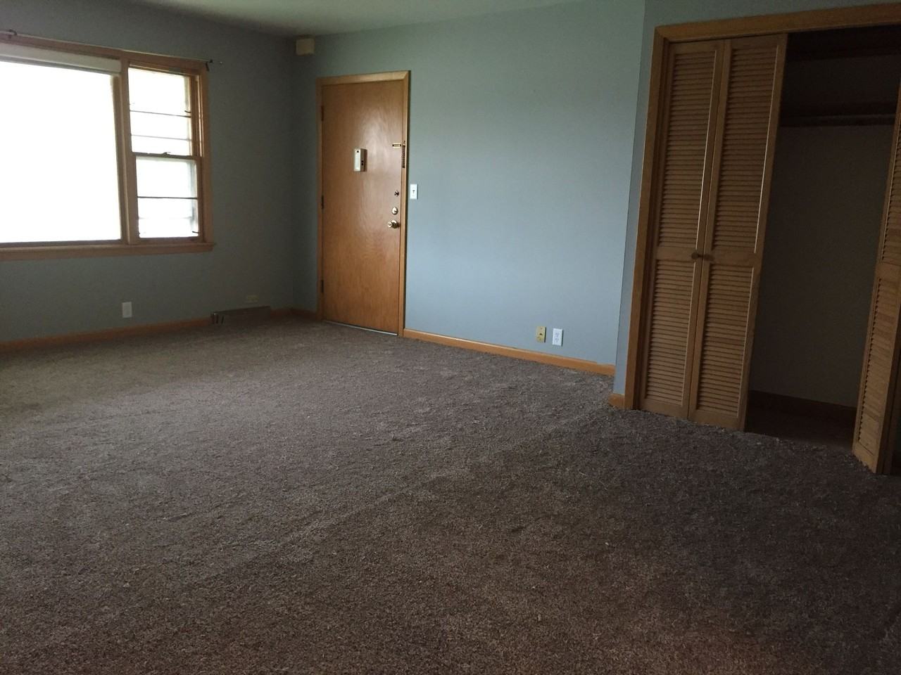 721 Russell - Photo 5 of 9