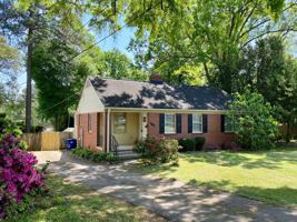 featured image of 1938 Fairfield Dr
