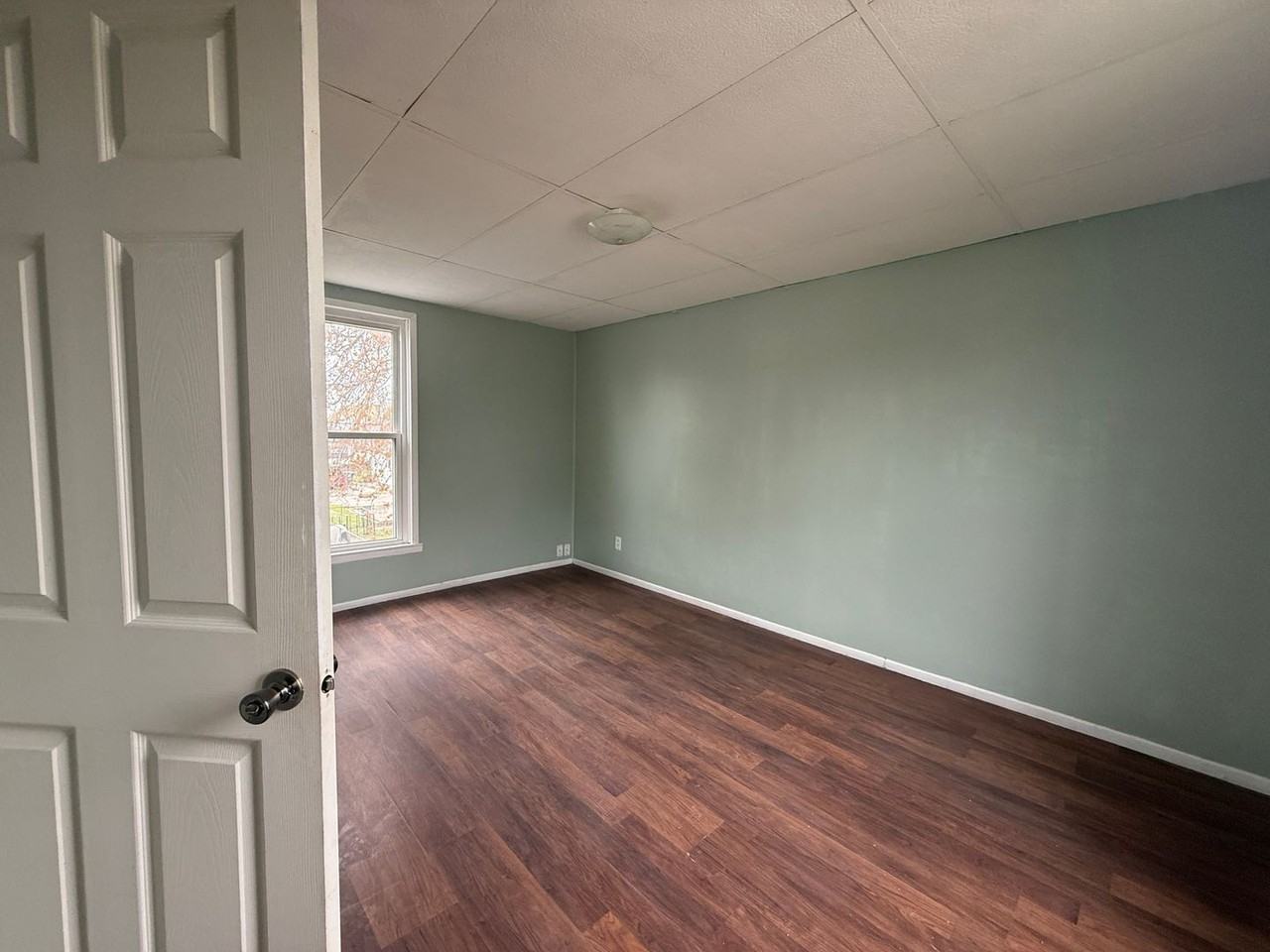 1021 8th Ave - Photo 3 of 11