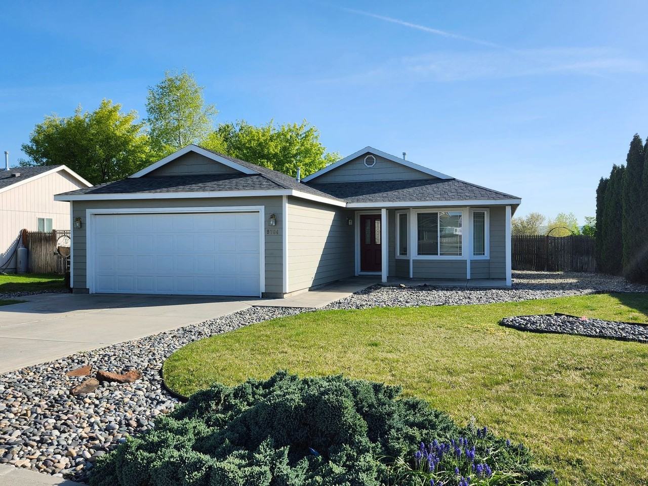 9704 Welsh Dr - Photo 2 of 14