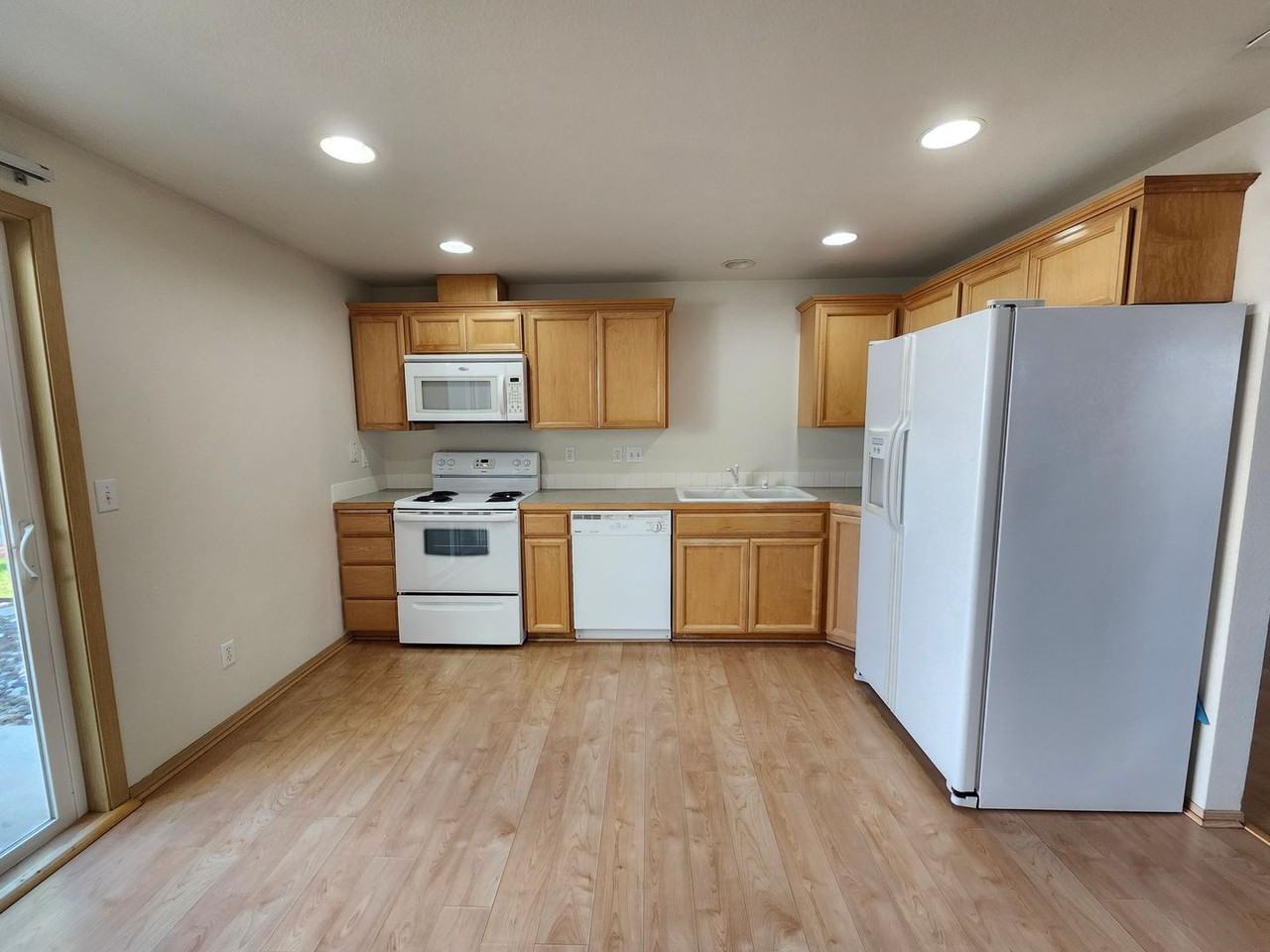 9704 Welsh Dr - Photo 6 of 14