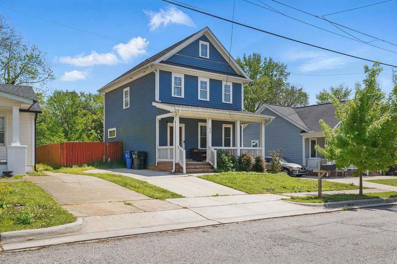 318 N Fisher St - Photo 3 of 31