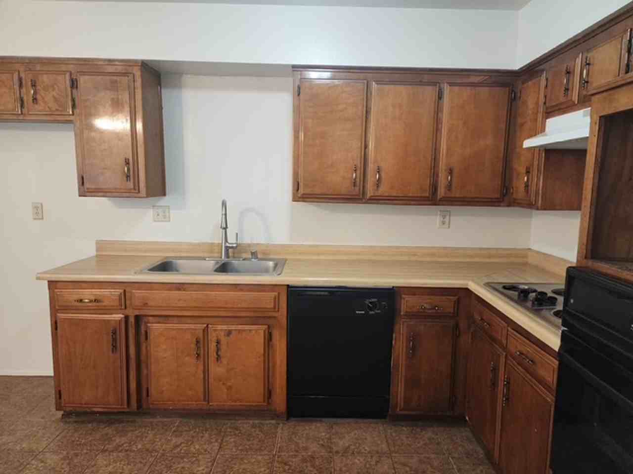 5901 Ming Ave #04 - Photo 5 of 26