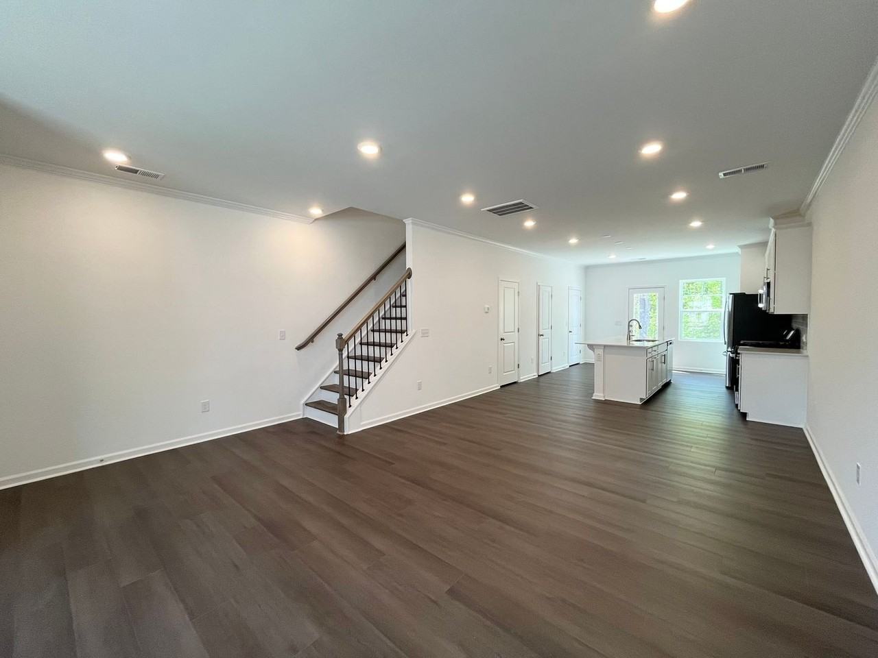 658 Mirkwood Ave - Photo 6 of 26