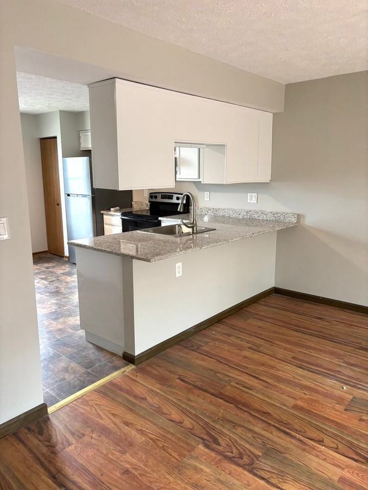 157 Villa Dr - Photo 3 of 23