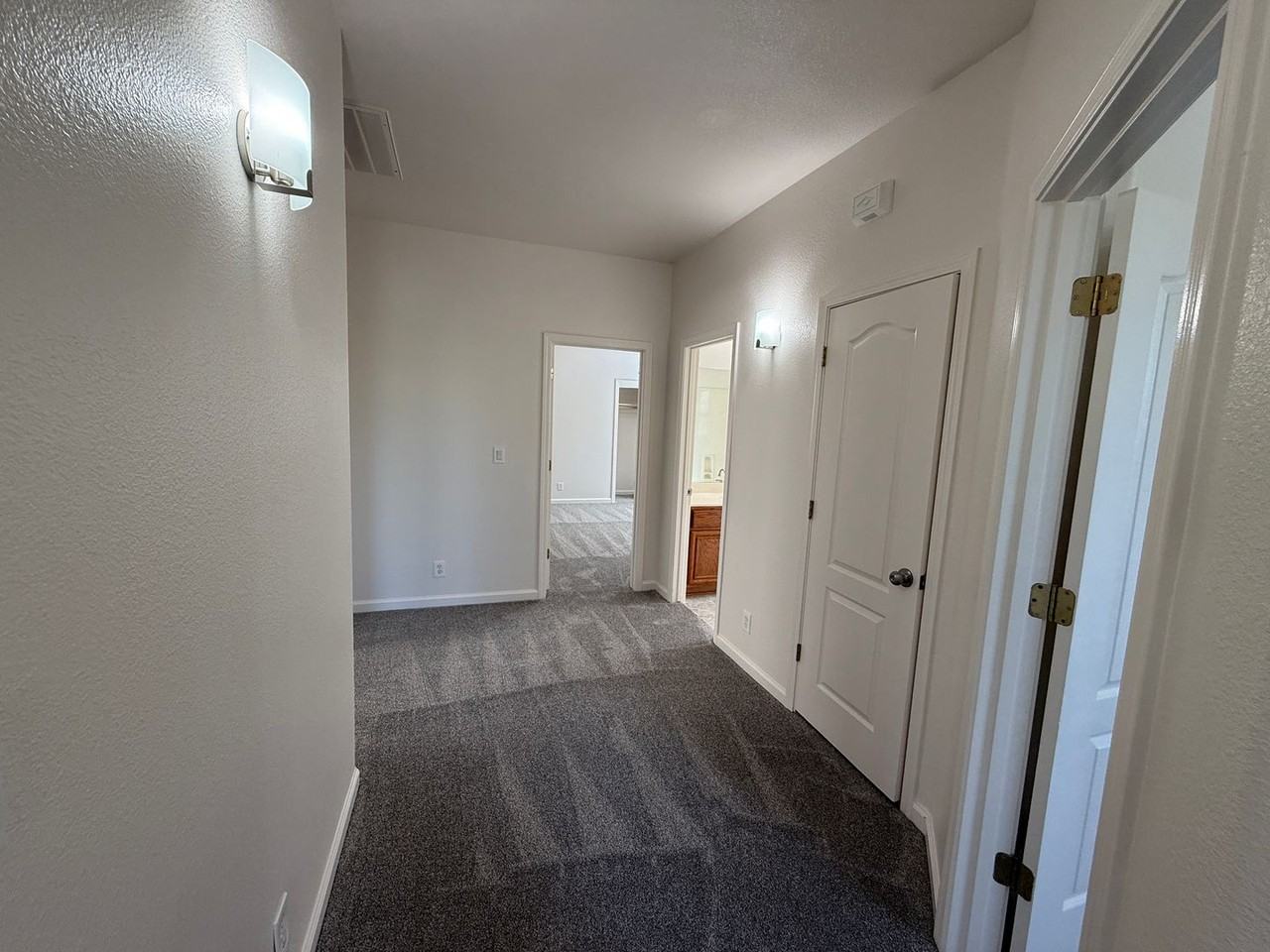 1836 Encina Ave - Photo 7 of 49