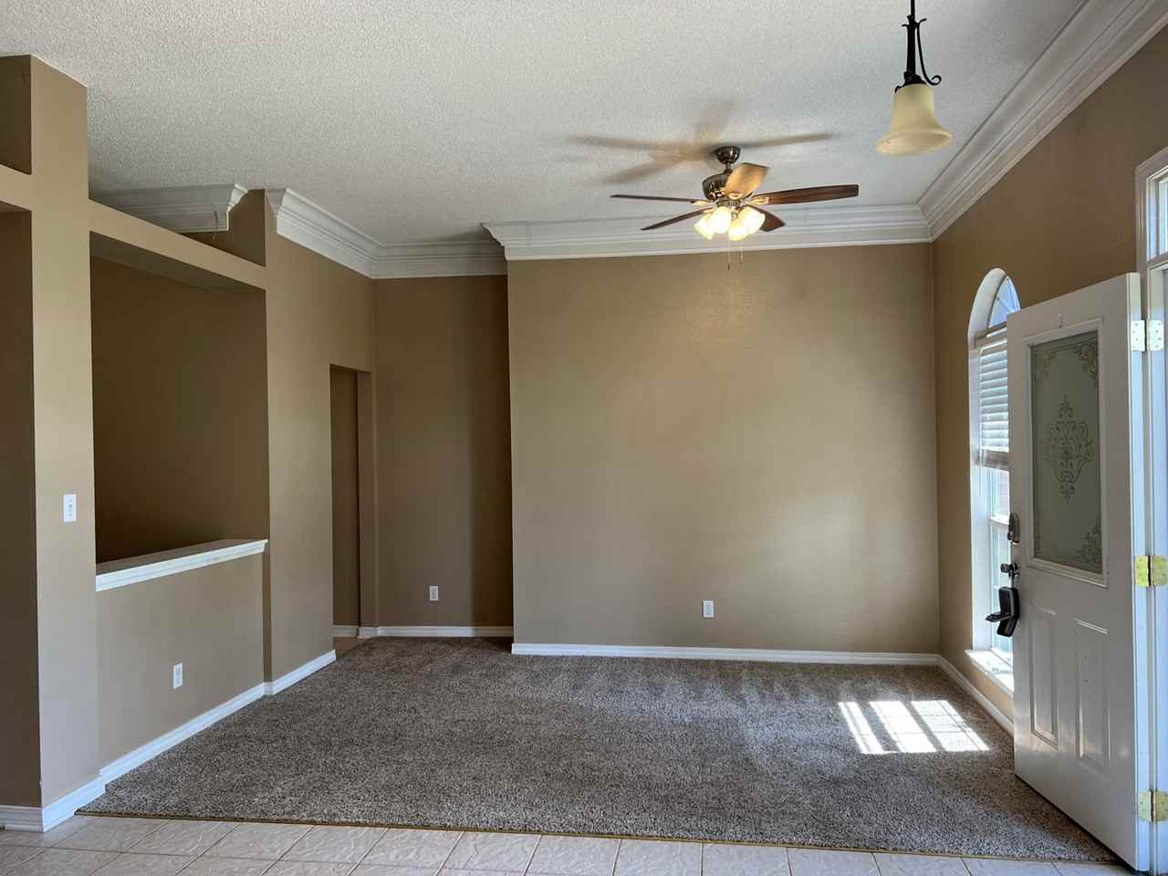 5482 Keel Dr - Photo 3 of 31