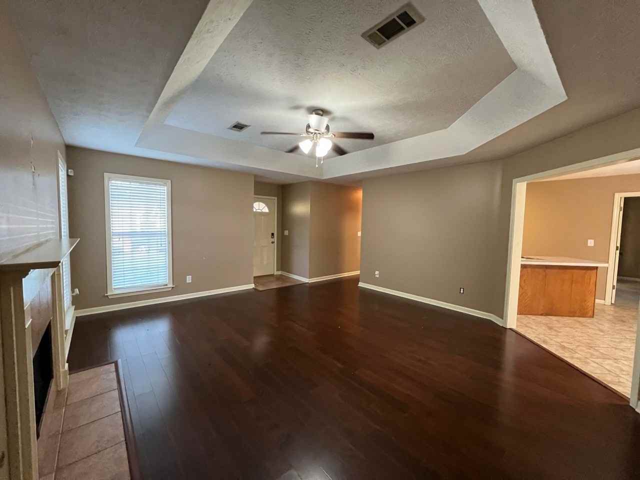 6061 Karen Valley Cv - Photo 4 of 16