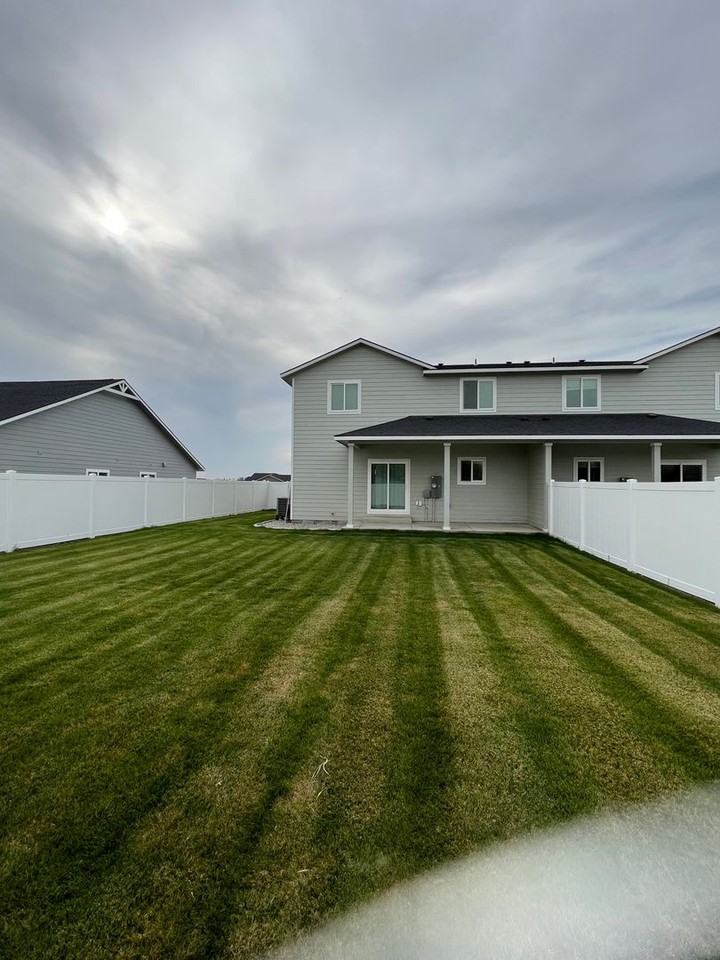 71 Grant Dr - Photo 4 of 15