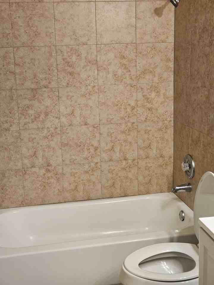 716 56th Avenue Dr E - Photo 7 of 11