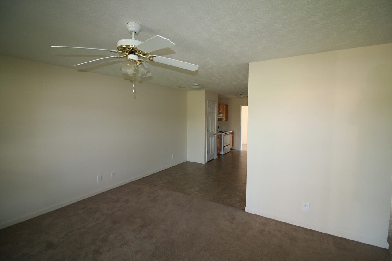 The Oaks - 895 - Photo 5 of 10