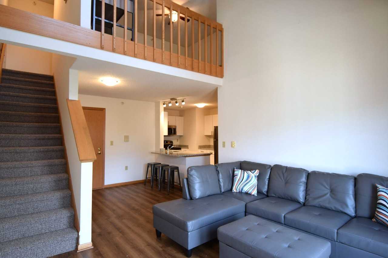 1002 Spring St - Photo 7 of 16