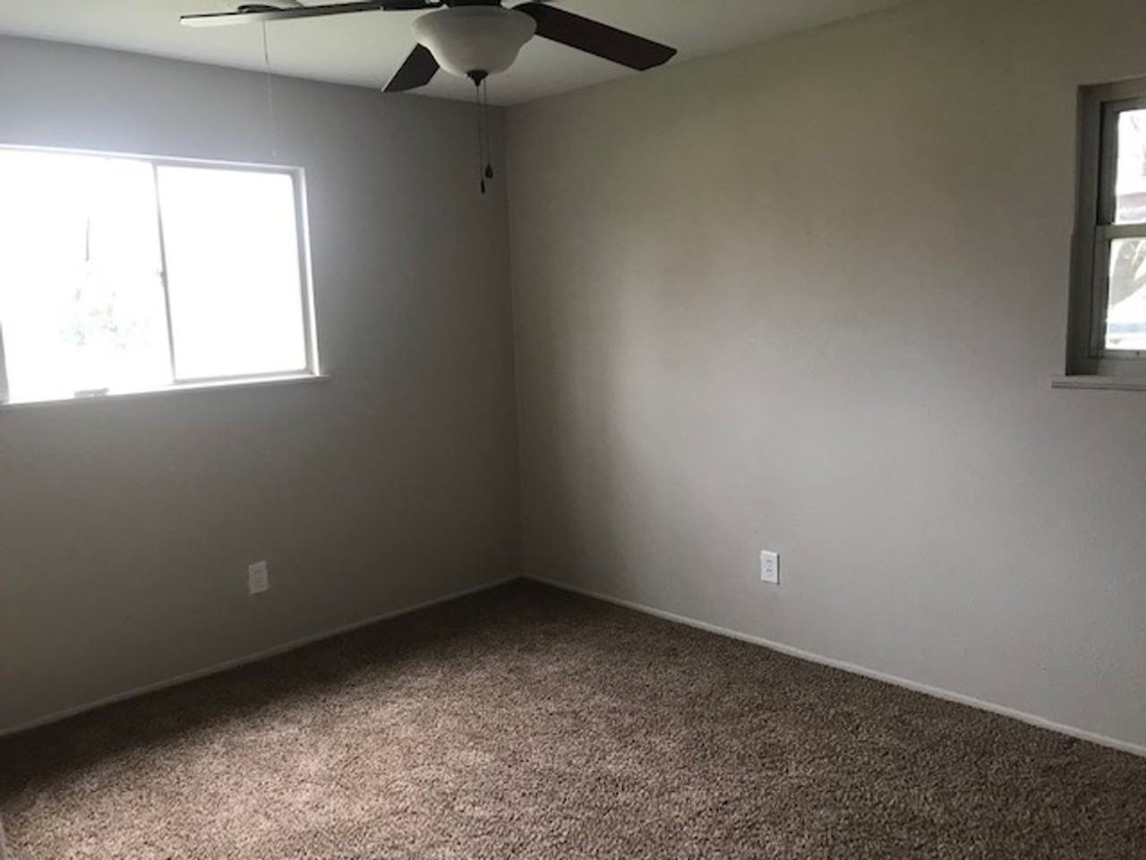 2842 S 28th St - Photo 3 of 14