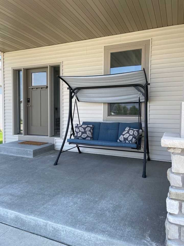 2312 Hart Drive Southwest - Photo 2 of 46