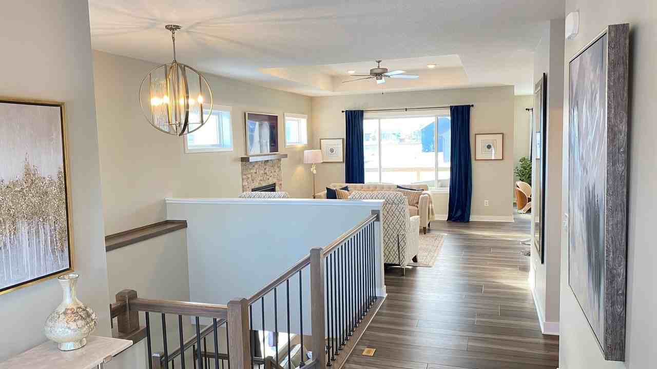 2312 Hart Drive Southwest - Photo 4 of 46