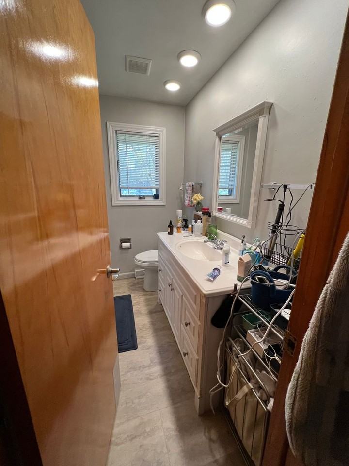 12 Baker Dr - Photo 7 of 8